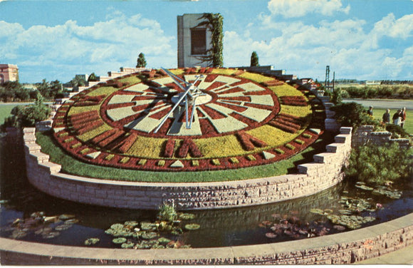 Ontario Hydro's Floral Clock, Niagara Falls, Canada [Postcard]