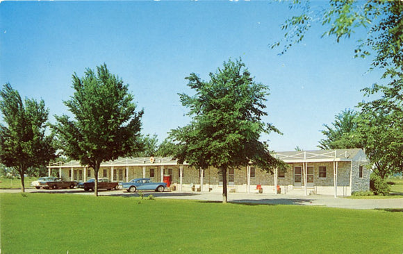 Porky's Motel, Middleton, WI [Postcard]