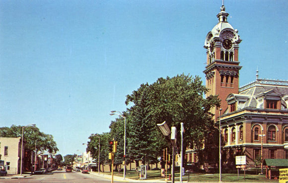 Lincoln County Courthouse, Merrill, WI [Postcard]