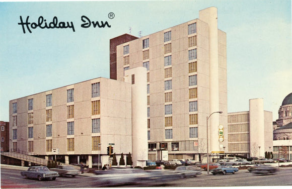 The New Holiday Inn Midtown, St. Louis, MO [Postcard]