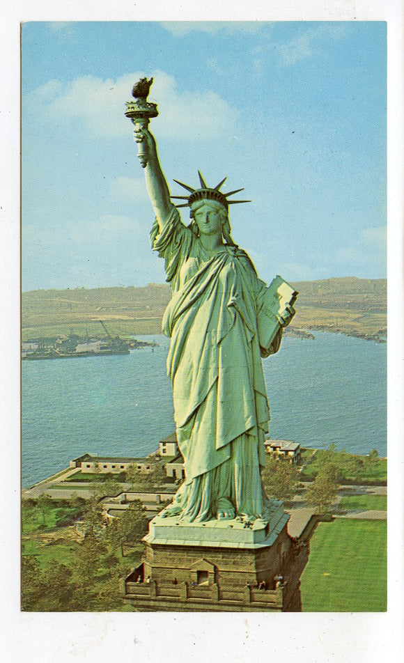 Statue of Liberty National Monument, Liberty Island, New York, NY [Postcard]