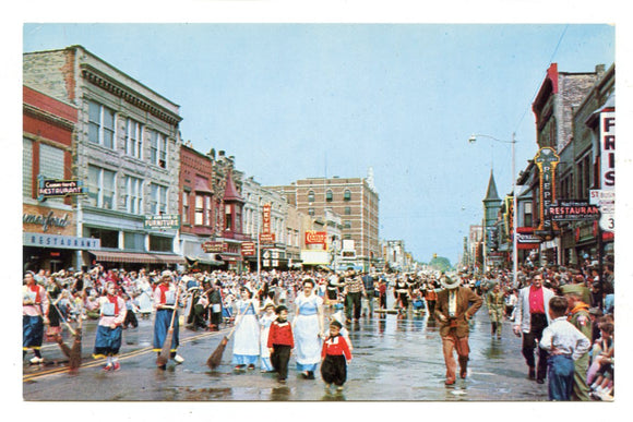 Street Scrubbers During Tulip Time, Holland, MI [Postcard]