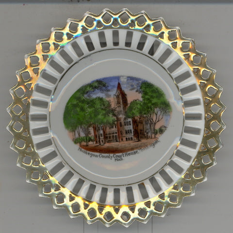 Muskegon, Mich., Souvenir Plate, showing the Muskegon County Court House - Carey's Emporium
