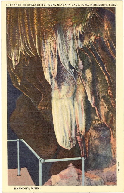 Entrance to Stalactite Room, Niagara Cave, Iowa-Minnesota Line, Harmony, MN - Carey's Emporium