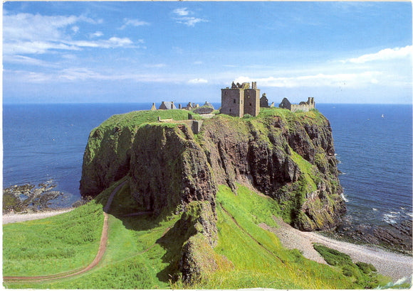 Dunnottar Castle, Stonehaven, Grampian, Scotland - Carey's Emporium
