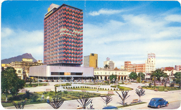 Plaza de Zaragoza Y Edificio Banco Popular, Monterrey, Mexico - Carey's Emporium