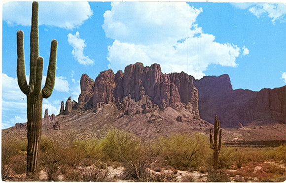 Superstition Mountain, Apache Trail, AZ - Carey's Emporium