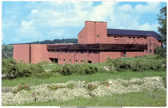 Schoenstatt Sisters of Mary, W284 N 404 Cherry Lane, Waukesha, WI - Carey's Emporium