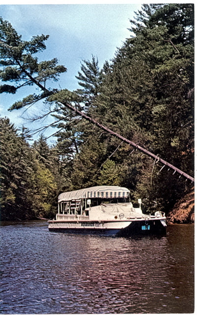 Aquaduck Cruise Tours, On Beautiful Mirror Lake in Dells Country, WI - Carey's Emporium