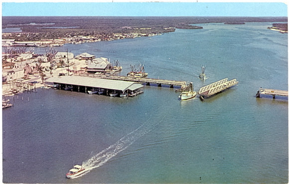 Matanza's Pass and Shrimp Boats, Fort Myers Beach, FL - Carey's Emporium