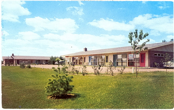 Motel Eau Claire, Eau Claire, WI - Carey's Emporium