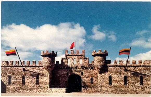 Enchanted World Doll Museum, Mitchell, SD - Carey's Emporium