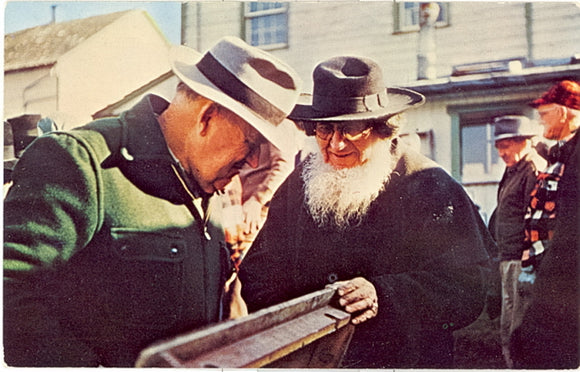 Greetings from the Amish Country - Carey's Emporium