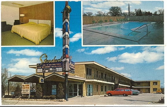 The Stardust Motel, Corner of Milwaukee and Waukegan Rd., Niles, IL - Carey's Emporium