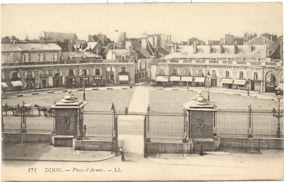 Place d'Armes, Dijon - Carey's Emporium