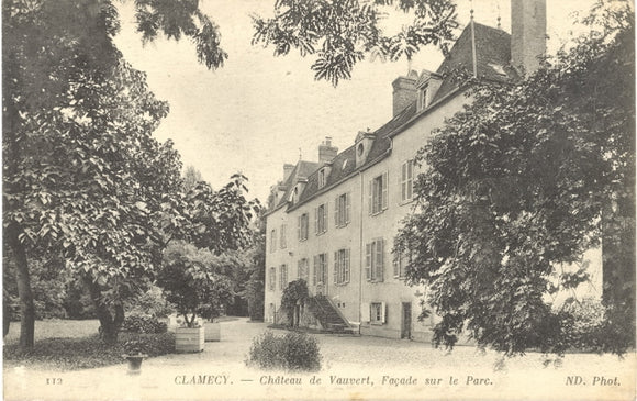 Chateau de Vauvert, Facade sur la Parc, Clamecy - Carey's Emporium