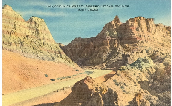 Scene in in Dillon Pass, Badlands National Monument, SD - Carey's Emporium