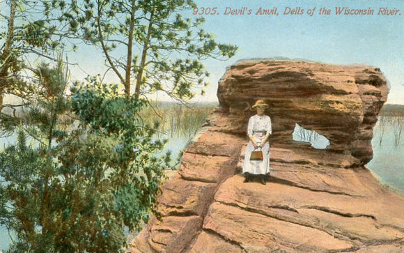 Devil's Anvil, Dells of the Wisconsin River, WI - Carey's Emporium