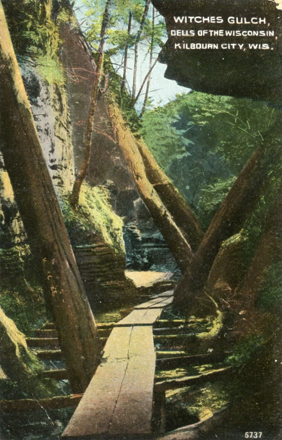 Witches Gulch, Dells of the Wisconsin, Kilbourn City, WI - Carey's Emporium