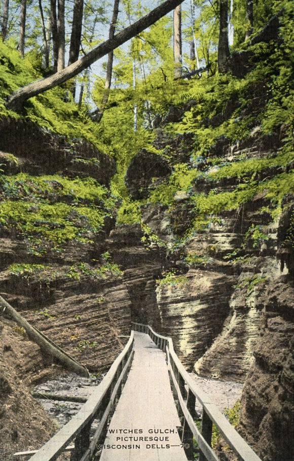Witches Gulch, Picturesque Wisconsin Dells, WI - Carey's Emporium