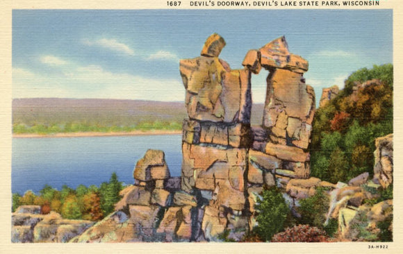 Devil's Doorway, Devil's Lake State Park, WI - Carey's Emporium