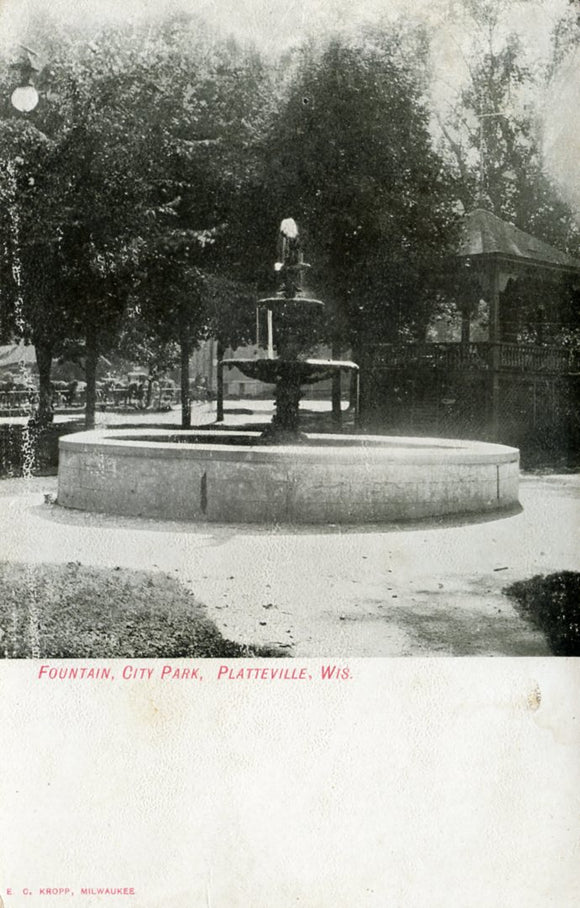 Fountain, City Park, Platteville, WI - Carey's Emporium