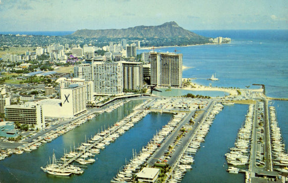 Waikiki from the Ilikai to Diamond Head, Honolulu, HI - Carey's Emporium