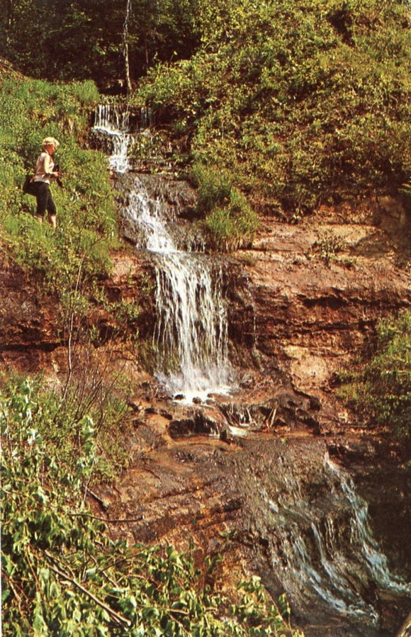 Alger Falls, Munising, MI - Carey's Emporium