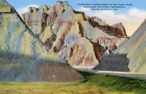 Fantastic Formations in Big Foot Pass, Badlands National Monument, SD - Carey's Emporium