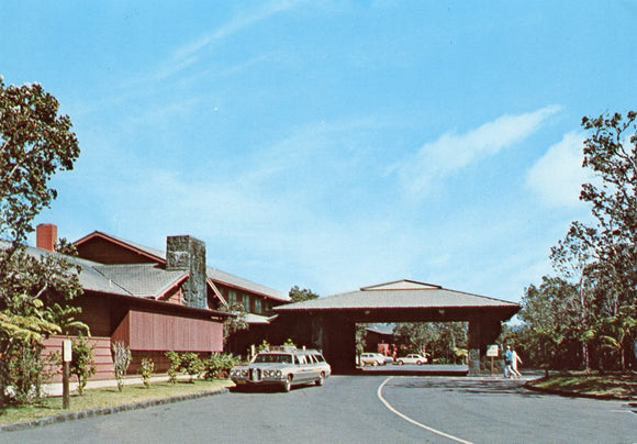 Kilauea Volcano House, Hawaii Volcanoes National Park - Carey's Emporium