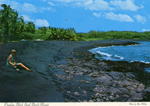 Punaluu Black Sand Beach, HI - Carey's Emporium