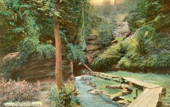 Witches Gulch, Dells of the Wisconsin River, WI - Carey's Emporium
