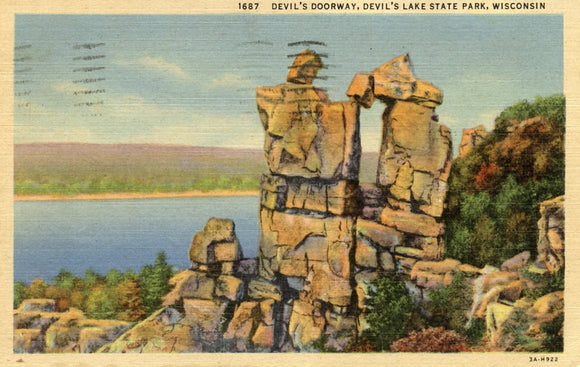 Devil's Doorway, Devil's Lake State Park, WI - Carey's Emporium