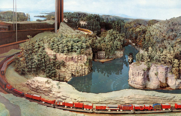 Dells Minirama, Wisconsin Dells, WI - Carey's Emporium