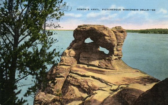 Demon's Anvil, Picturesque Wisconsin Dells, WI - Carey's Emporium