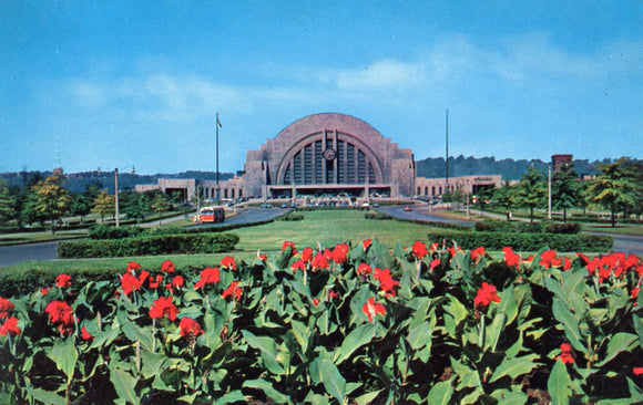 Approach to Cincinnati Union Terminal, Cincinnati, OH - Carey's Emporium