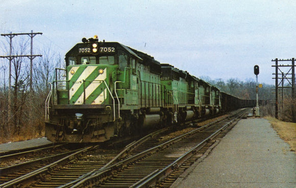 Burlington Northern 7052 and 6797, Wisconsin Dells, WI