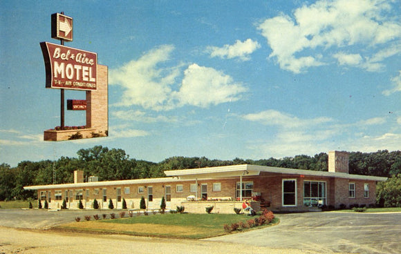 Bel Aire Motel, On Highways 12-13-14-18-151, 3351 West Belt Line, Madison, WI - Carey's Emporium