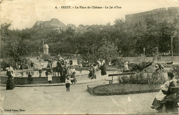 La Place du Chateau, Le Jet d'Eau, Brest-Carey's Emporium