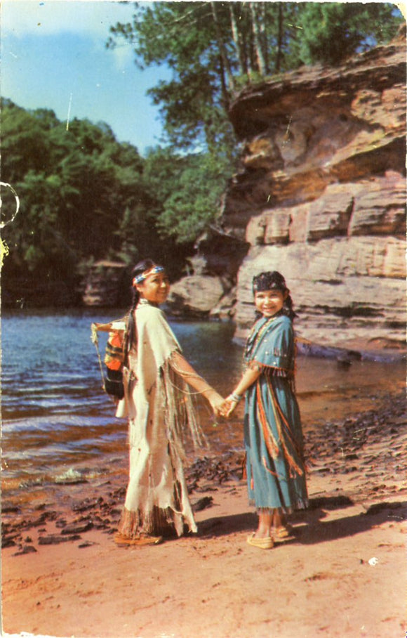Winnebago Indian Girls at Wisconsin Dells, WI-Carey's Emporium