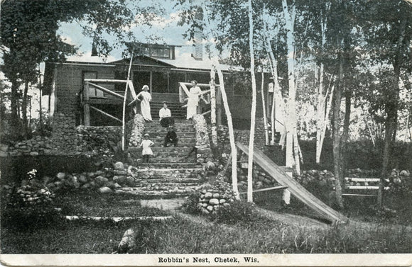 Robbin's Nest, Chetek, WI-Carey's Emporium