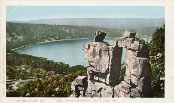 Devil's Doorway, Devil's Lake, WI-Carey's Emporium