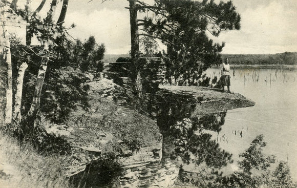 Visor Ledge, Wisconsin River Dells, Kilbourn, WI-Carey's Emporium
