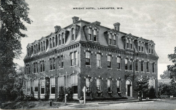 Wright Hotel, Lancaster, WI-Carey's Emporium
