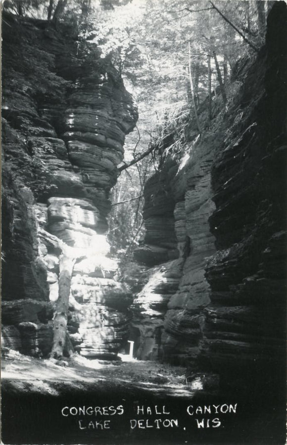 Congress Hall Canyon, Lake Delton, WI-Carey's Emporium
