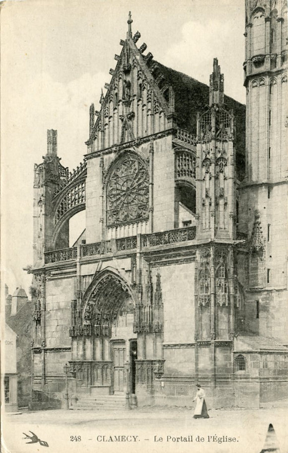 Le Portail de l'Eglise, Clamecy-Carey's Emporium