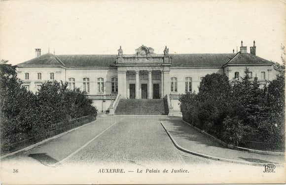 Le Palais de Justice, Auxerre-Carey's Emporium