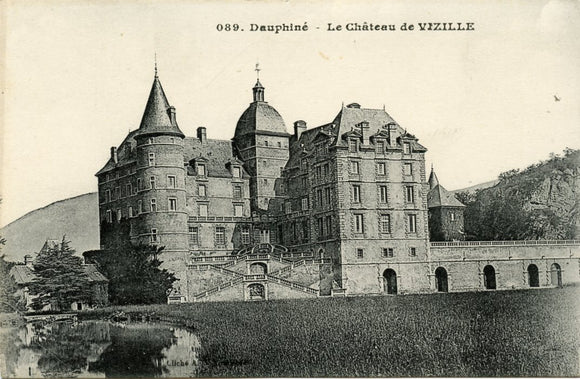 Le Chateau de Vizille, Dauphine-Carey's Emporium