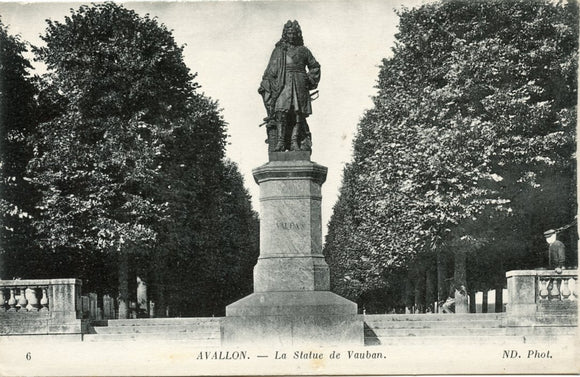 La Statue de Vauban, Avallon-Carey's Emporium
