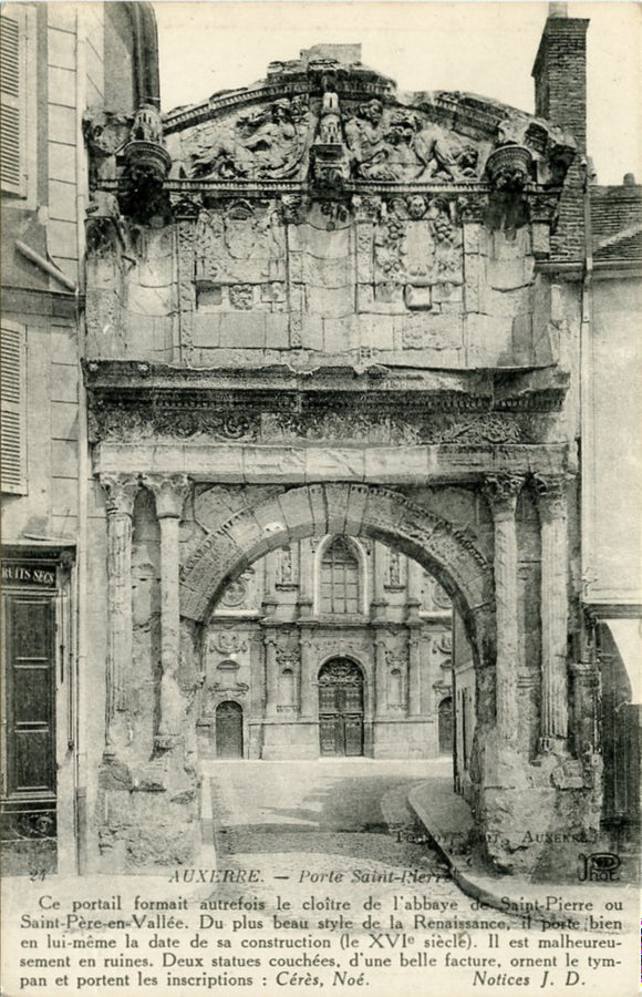Porte Saint-Pierre, Auxerre-Carey's Emporium